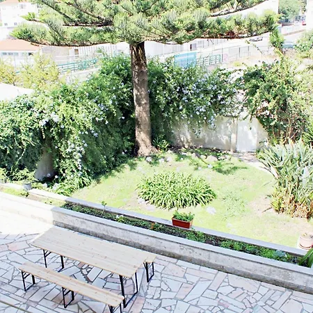 Albergue Do Sol House *