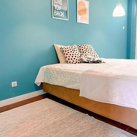 Do Sol House Carcavelos (Lisbon)